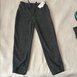 Kids NWT Fleece Gray Sweatpants